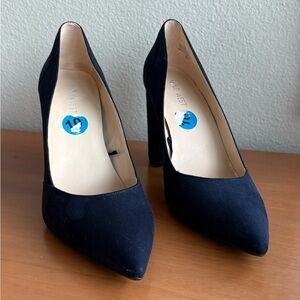Nine West Women's Navy Heels